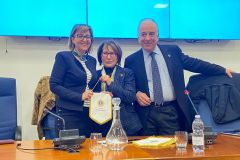 7f5c8bf9-e851-43a6-b1ab-fe1f2c54210e