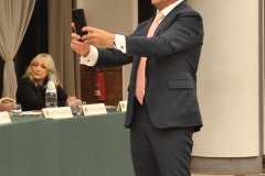 3f1803d1-a942-402f-8ccc-2788a1c54209