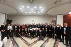 f3677b09-3863-4fd7-8b56-17a253614451