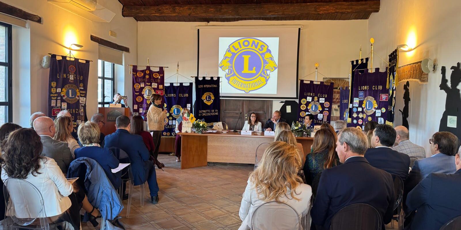 6b59bb6d-4a4f-46f1-9632-fc15cab23948