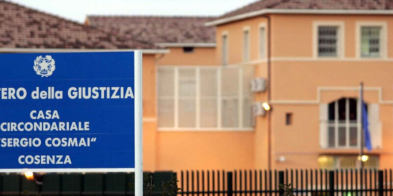 Carcere-di-Cosenza-Sergio-Cosmai-800×800